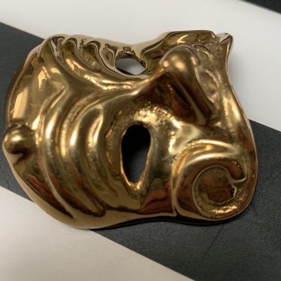 Unique Theatre Pendant - Picture 3 of 5